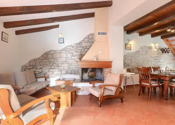 Vila Rustic Casa Nadalina With Pool In Visnjan Rapavel