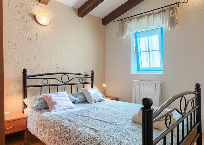 Rustic Casa Nadalina With Pool In Visnjan 빌라