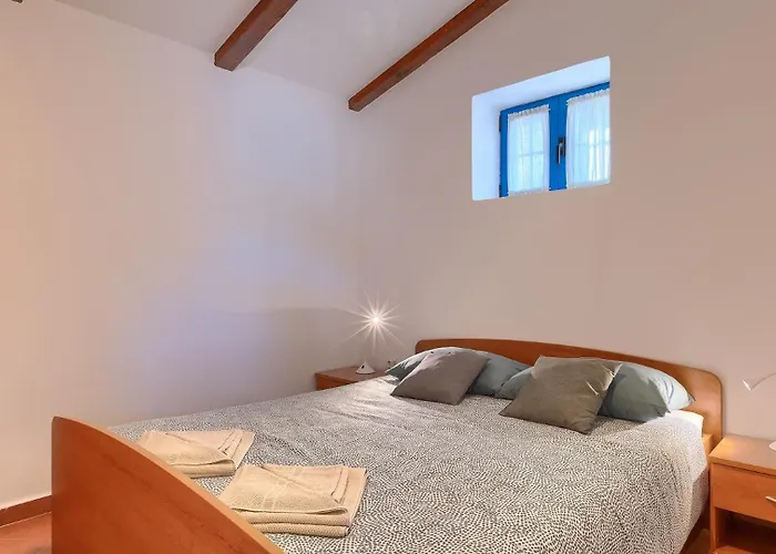빌라 Rustic Casa Nadalina With Pool In Visnjan