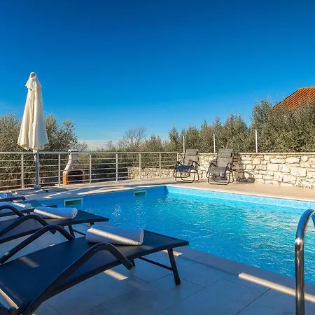 Rustic Casa Nadalina With Pool In Visnjan Villa *