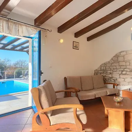 Rustic Casa Nadalina With Pool In Visnjan Vila